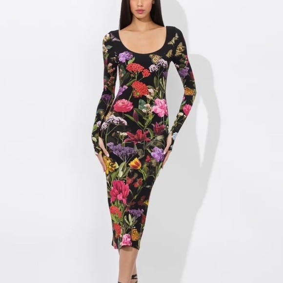 Alice + Olivia Dresses & Skirts - $395 Unworn Alice + Olivia Delora Floral Long Sleeve Body-Con Dress